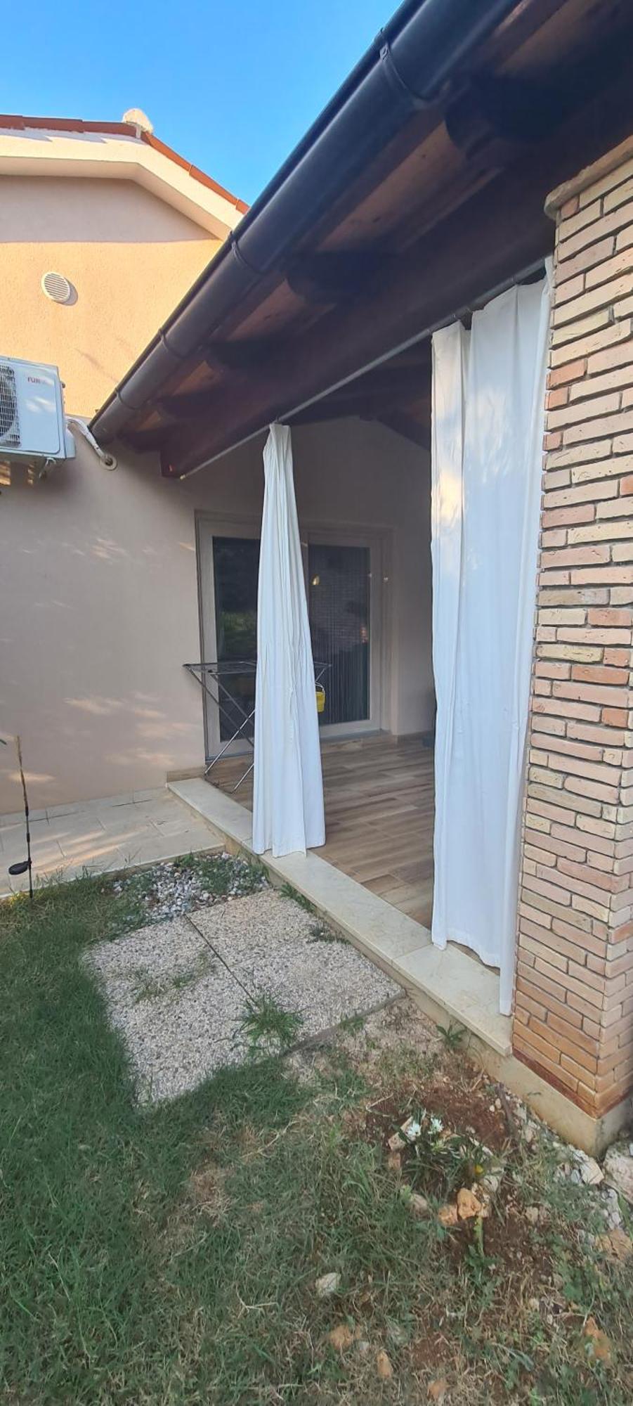 Vila Matteo Kuca Za Odmor